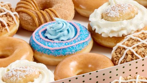 Krispy Kreme lanza cuatro sabores para celebrar la llegada de otoño.