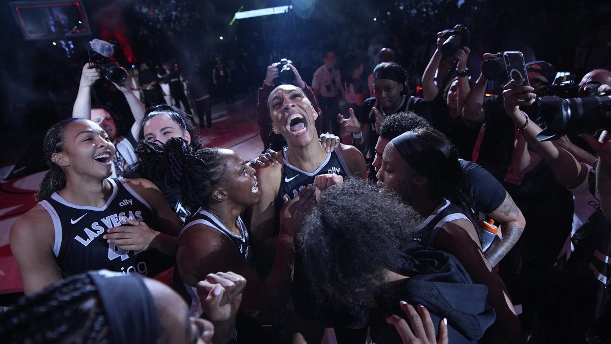 Aces y Fever avanzan a semifinales de la WNBA con victorias de infarto