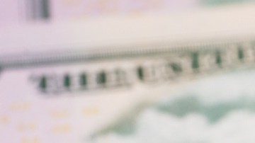 La propuesta del Dividendo DOGE busca repartir entre la población parte del dinero ahorrado por los recortes al presupuesto.