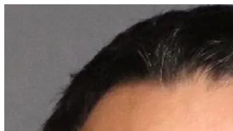 Mossetty contaba con antecedentes penales en Florida, incluyendo un arresto en 2022 por atacar a un policía en Orlando que laboraba como guardia de cruce escolar.