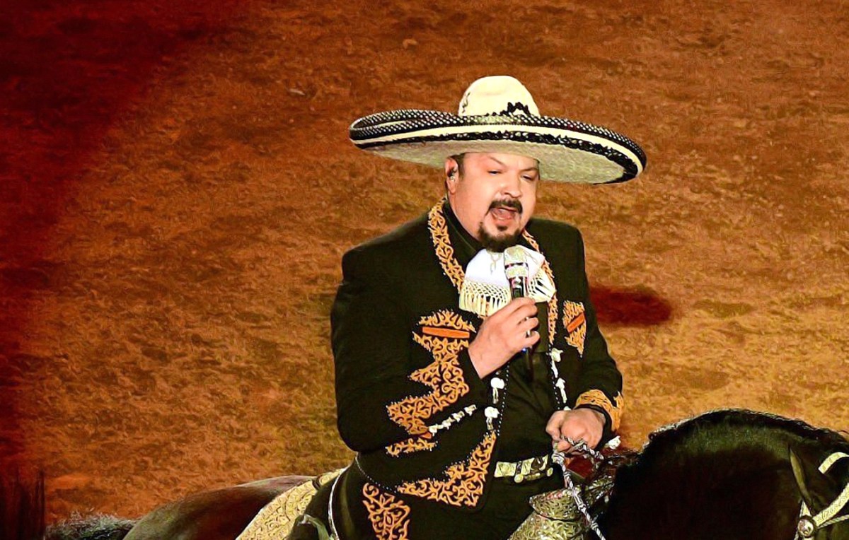 Ex del hijo mayor de Pepe Aguilar le daba dinero para sus hijas