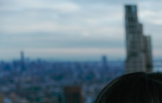 Peso Pluma con Kenia Os en la Semana de la Moda de Nueva York.