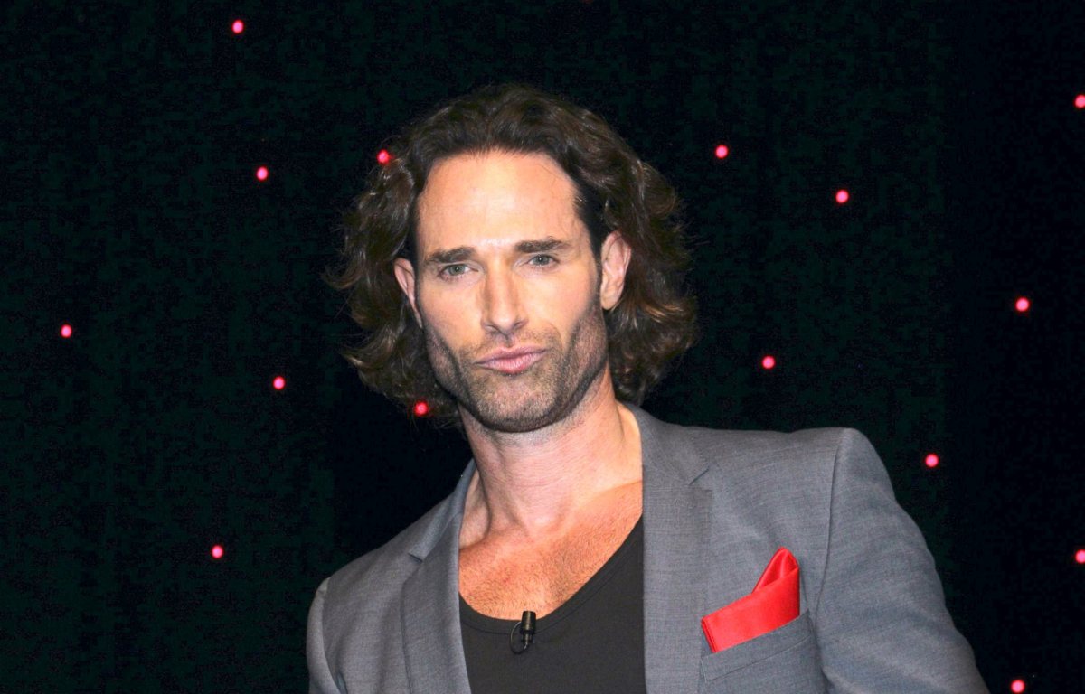 Sebastián Rulli desmiente que sufrió lesión en el codo: 'Es exagerado'