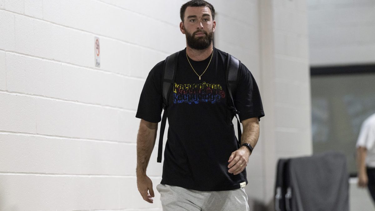 Estrella de Pittsburgh Steelers, Skylar Thompson, fue agredido y robado en Irlanda