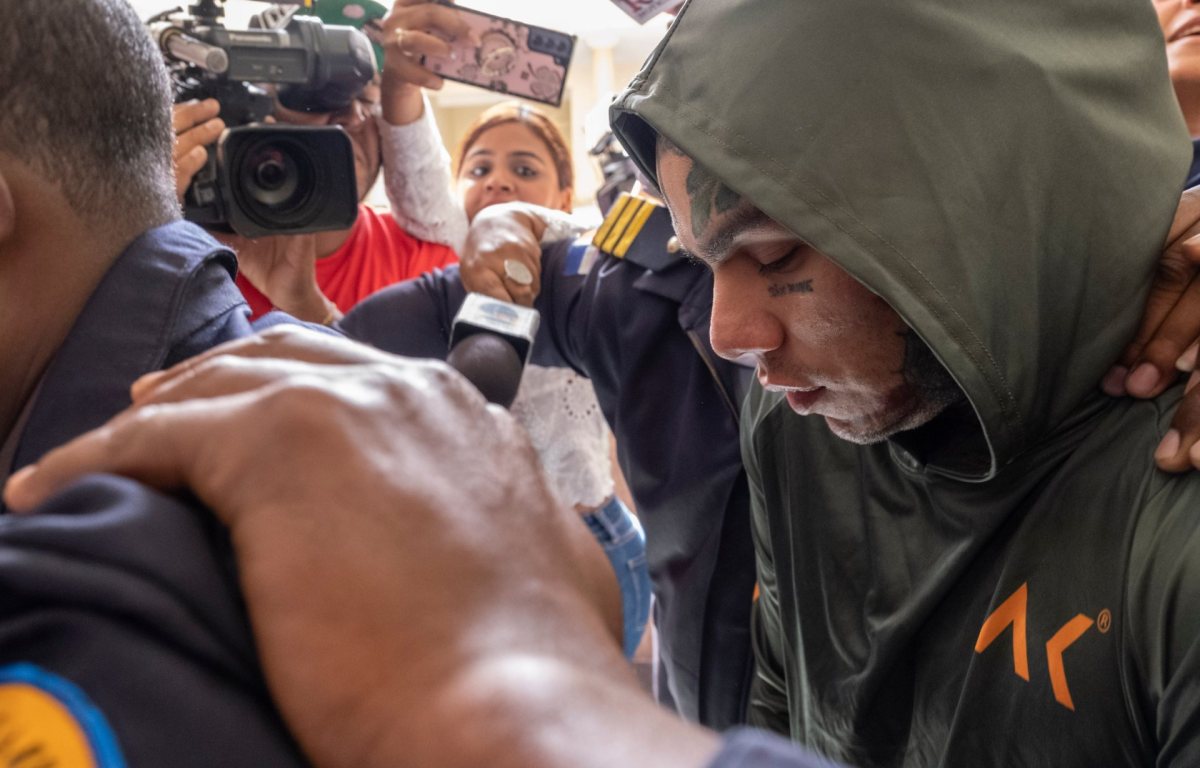Tekashi 6ix9ine se enfrenta de nuevo a la justicia en Nueva York