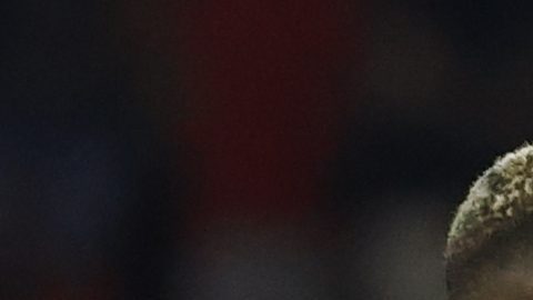 Jugadores de Panamá y Guatemala se saludan tras el empate.