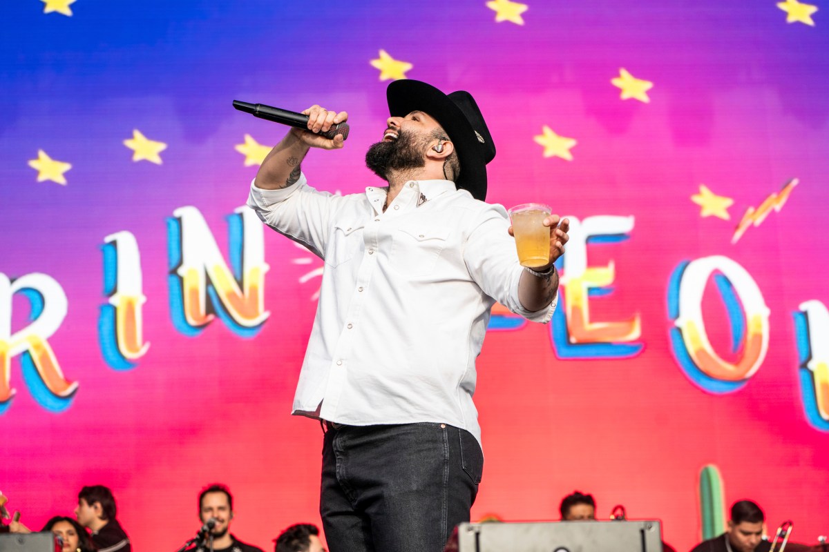 Carin León agota en una hora sus boletos en Las Vegas y anuncia nuevas fechas