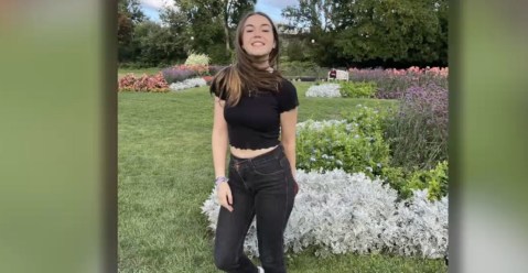 La joven intentó obtener una orden de protección contra su exnovio.