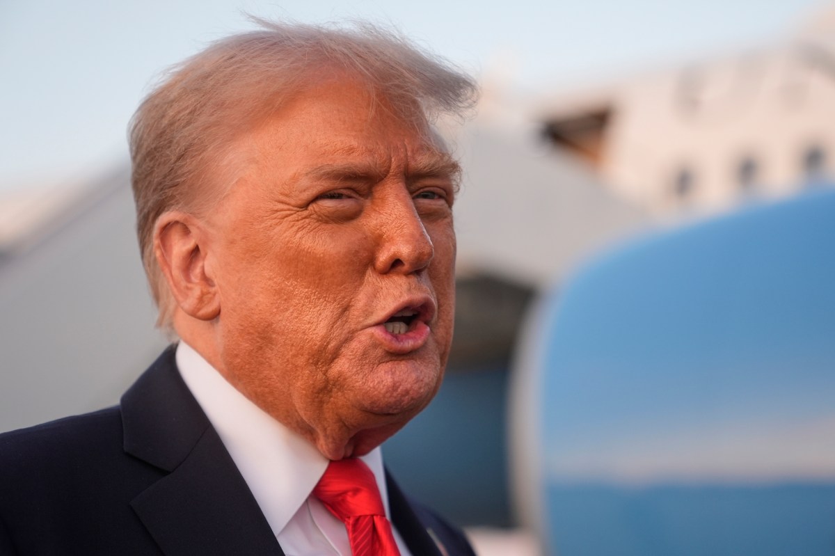 Trump niega una guerra con Chicago y asegura que “limpiará” las ciudades de EE.UU.