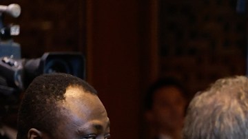 La Casa Blanca pide despidos tras sabotaje a Trump en la escalera de la ONU