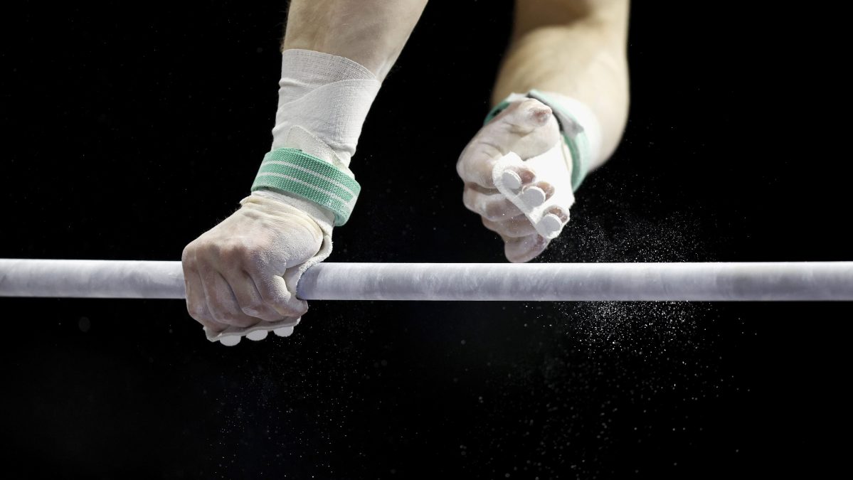 Gimnasta estrella de Indonesia murió a los 19 años tras romperse el cuello en un entrenamiento