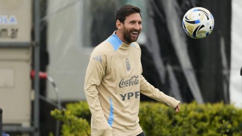 Messi durante un entrenamiento con Argentina.