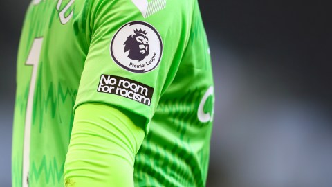 Logo de la campaña "No Room For Racism" de la Premier League.