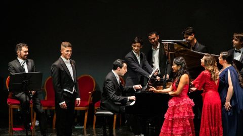 El Teatro Real, la institución de artes escénicas más importante de España, ha formado a más de 100 artistas jóvenes de
15 nacionalidades distintas.