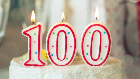 Pastel 100 años