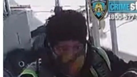 Sospechosos de robo en Queens (NYC).