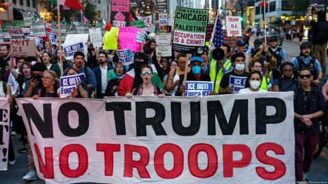 Illinois y Oregón emprendieron acciones legales para bloquear el despliegue de la Guardia Nacional.