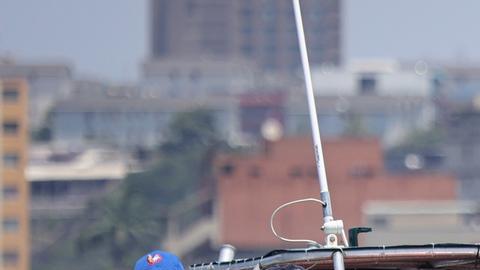 Maduro dio la orden de activar todos los equipos militares "de inmediato" para defensa de "puntos de acción" en toda la costa de Venezuela.