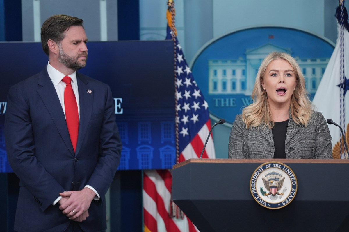 "Son inminentes" los despidos por el cierre de Gobierno, aseguró la Casa Blanca