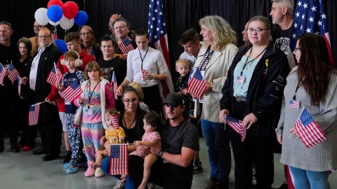 Afrikáners fueron reubicados en Estados Unidos en dos grupos en mayo y junio.