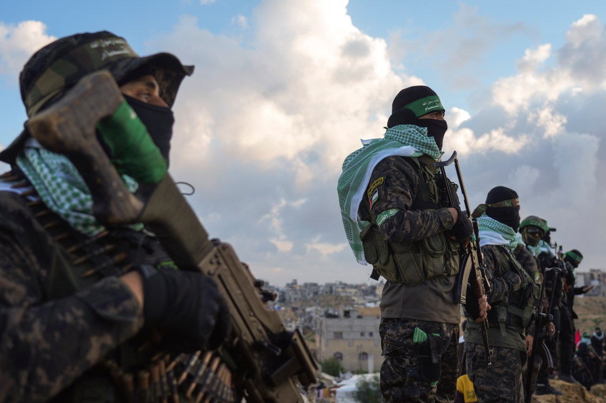 Hamás se reúne con mediadores y promete rápida respuesta al plan de Trump sobre Gaza