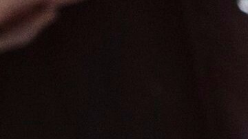 La comparecencia de Moss ante un tribunal estaba pendiente el domingo en la noche.