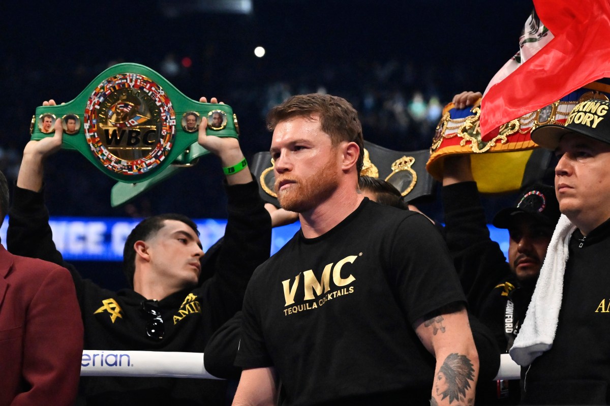 Entrenador de Crawford minimiza al Canelo Álvarez: “Fue tarea fácil”