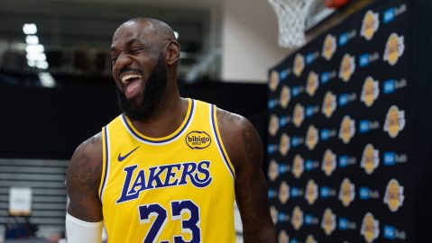 Fanático demanda a LeBron James por su "falso anuncio de retirada" de la NBA