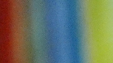 Algunos abogados de inmigración y expertos en economía rechazan la decisión de Trump, poniendo en duda su legalidad.