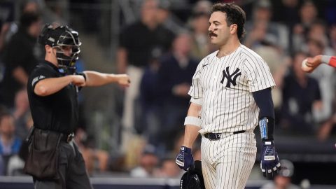 Los Yankees se poncharon en seis ocasiones y apenas batearon seis hits.
