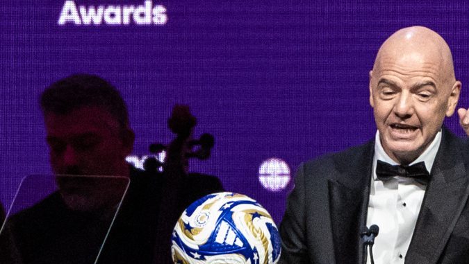 Gianni Infantino propuso cambiar fechas de los Mundiales para evitar altas temperaturas