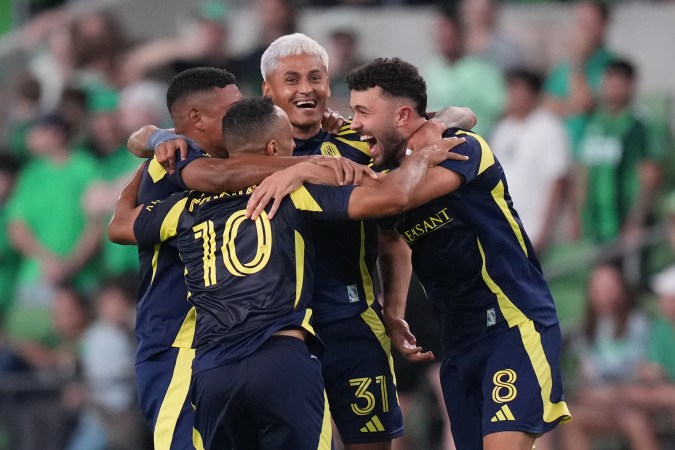 Nashville SC celebrando el título.