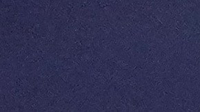 El alcalde de Chicago, Brandon Johnson, habla con los medios en una conferencia de prensa en Chicago, el lunes 6 de octubre de 2025.