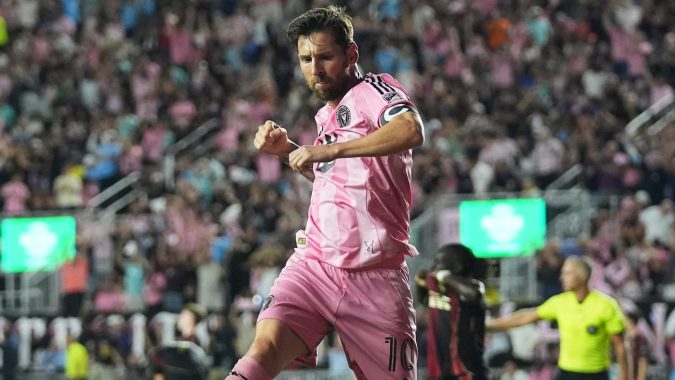 Doblete de Messi impulsa la goleada 4-0 del Inter Miami al Atlanta United