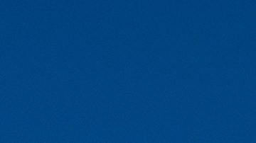 Estudiantes de Columbus, Ohio, esperan fuera de una barrera mientras la Policía del Capitolio de EE. UU. vigila la Plaza Este, donde los líderes del Congreso ofrecerán una conferencia de prensa sobre el cierre del gobierno en el Capitolio en Washington, el miércoles 15 de octubre de 2025.