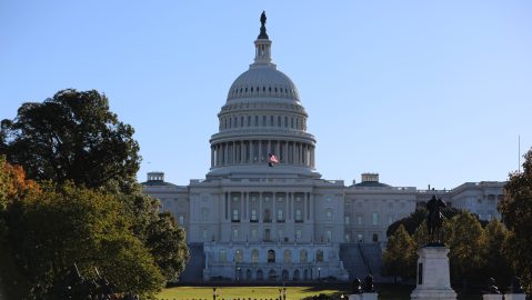 Los senadores republicanos dejaron claro que creen que la responsabilidad de detener el estancamiento y reabrir el gobierno recae en sus opositores.