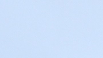 Santos es conocido por sus comentarios polémicos sobre corrupción y migración y acumula diversas denuncias en su carrera.