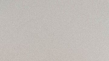 El secretario de Estado, Marco Rubio (derecha), escucha al presidente Donald Trump hablar con la prensa a bordo del Air Force One durante su viaje de Kuala Lumpur, Malasia, a Tokio, Japón, el lunes 27 de octubre de 2025.