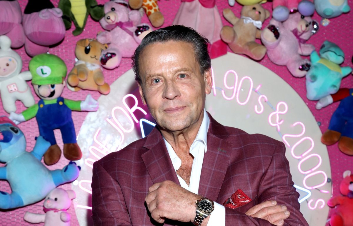 Alfredo Adame interviene para frenar el primer conflicto en La Granja VIP