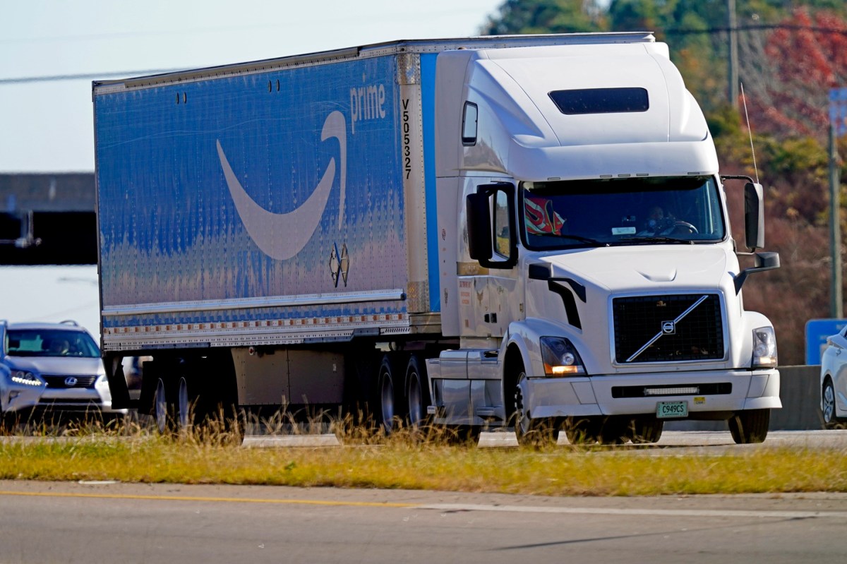Amazon plantea automatización que podría afectar 600,000 empleos en EE.UU.