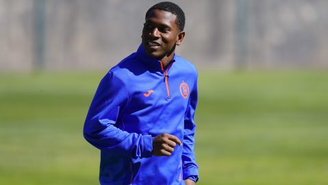 Bryan Angulo , durante el entrenamiento de la Máquina Celeste de la Cruz Azul.