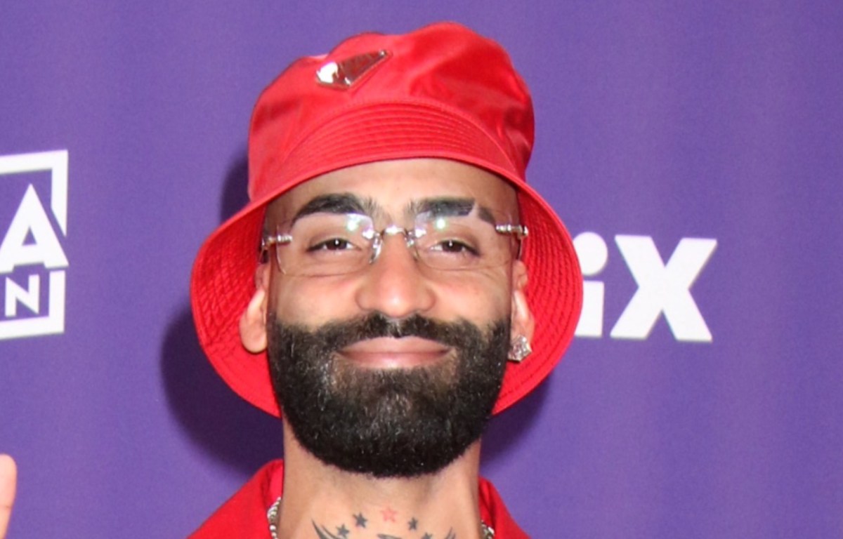 Arcángel dice que ha gastado casi $500,000 dólares en tatuajes