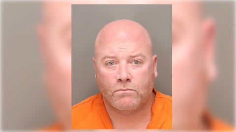 Daniel Patrick Grubert, de 48 años, está acusado de varios cargos.
