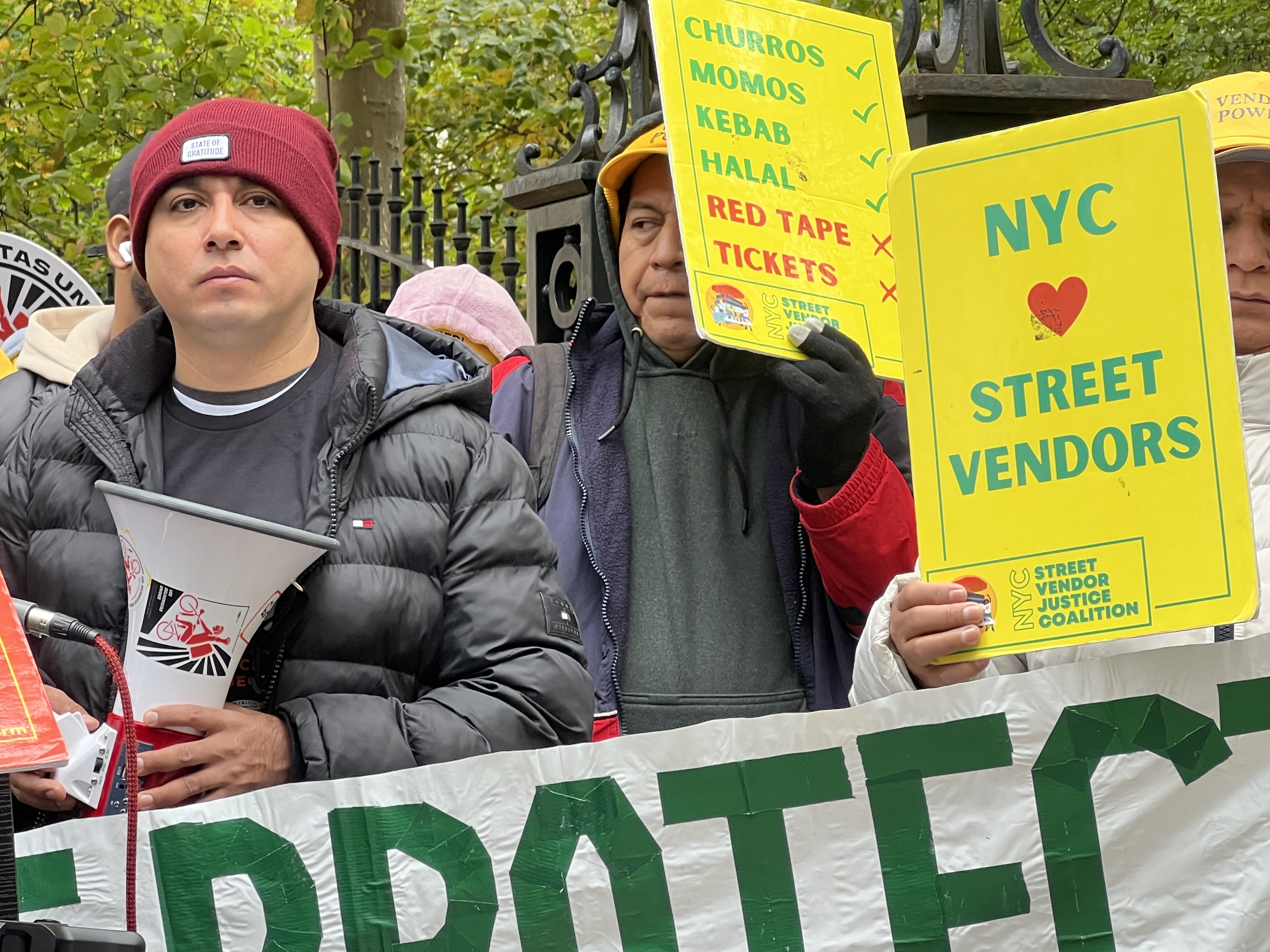 “El momento es ahora”: trabajadores marchan para exigir luz verde a protecciones contra ICE y NYPD