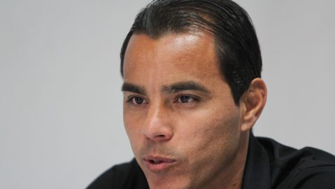 Exjugador mexicano Omar Bravo, acusado por presunto abuso sexual.