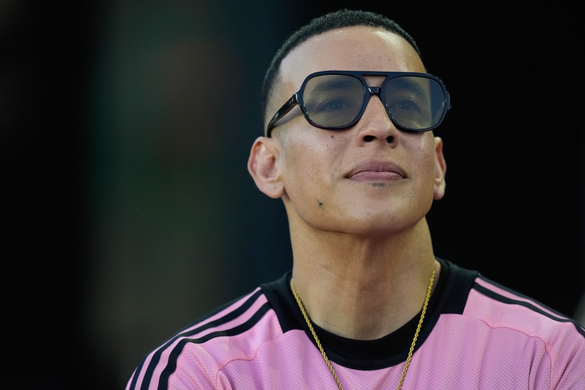 Daddy Yankee aconseja a los nuevos artistas: "Cásense con capitulación"