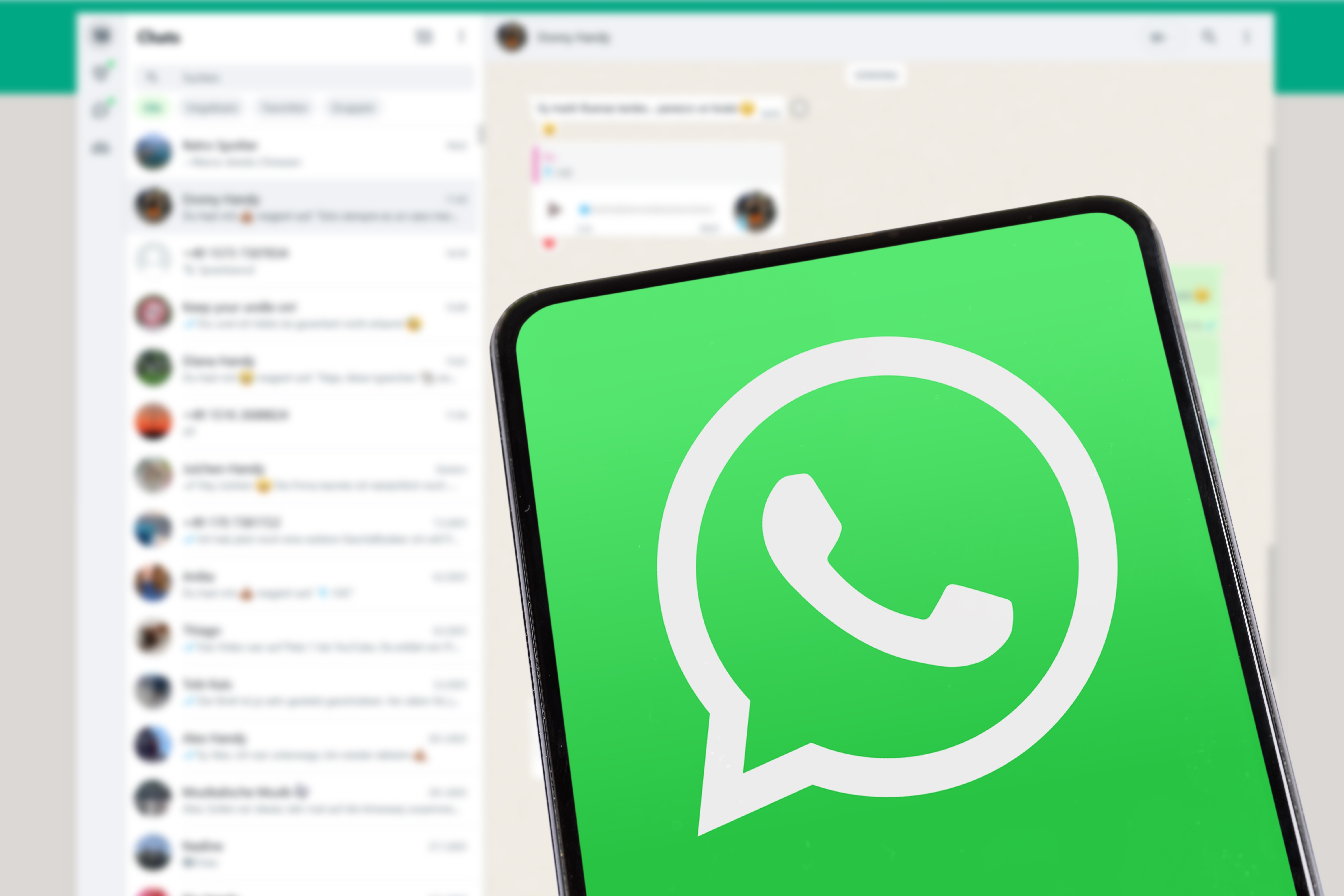 Documentos que nunca debes escanear en WhatsApp: expertos alertan sobre riesgos de seguridad