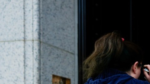 El cierre gubernamental está afectando la operación de decenas de oficinas federales, consideradas no esenciales.