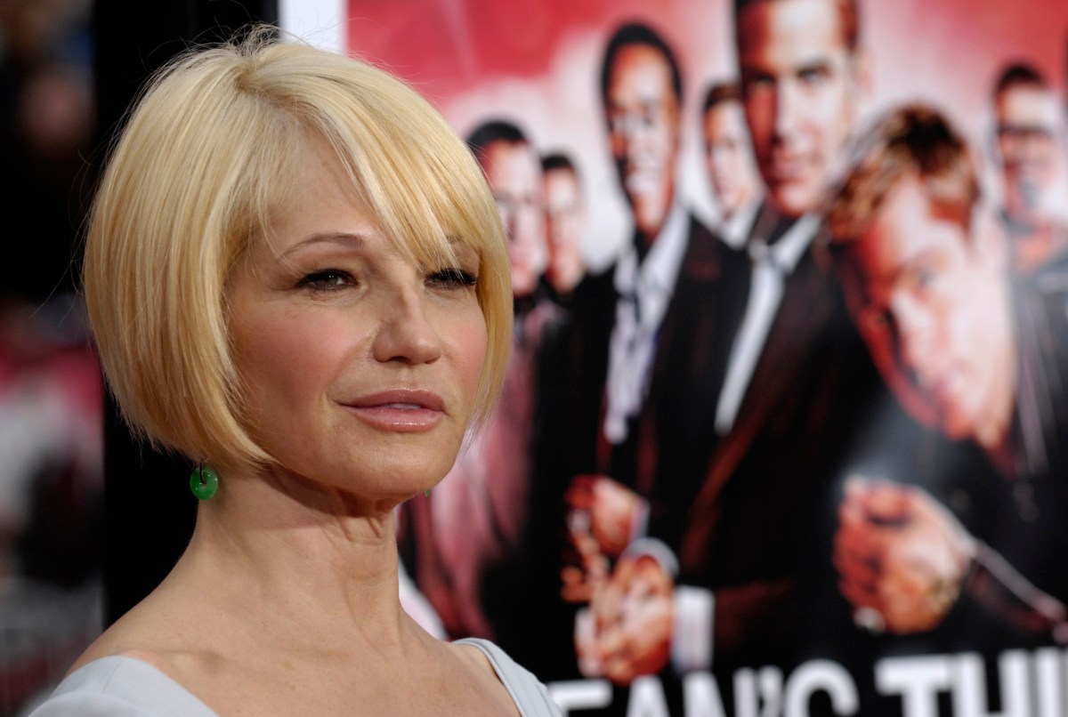 Piden $23 millones de dólares por casa de Ellen Barkin en Nueva York