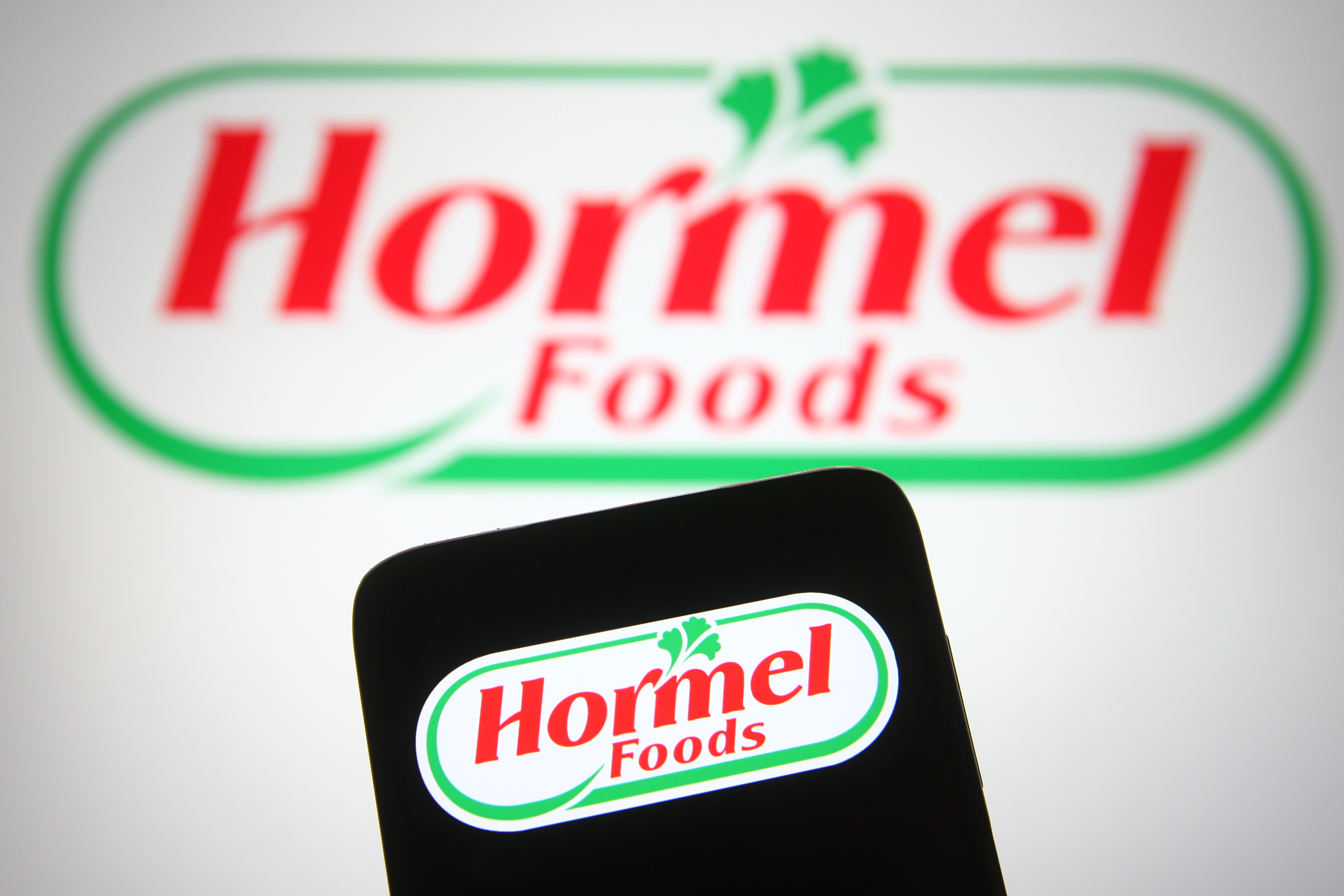 Hormel retira del mercado  4,8 millones de libras de pollo listo para comer